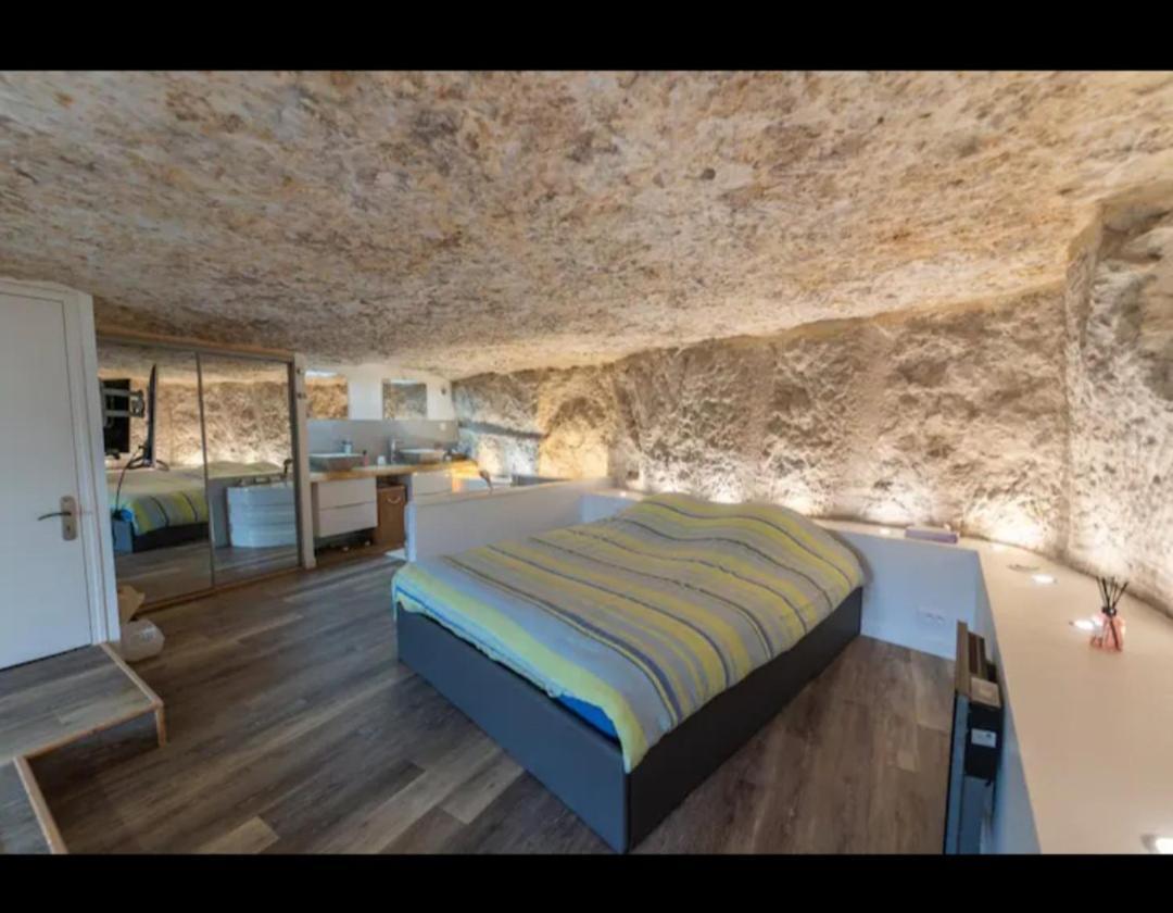 Maison Troglodyte Poitiers Bagian luar foto